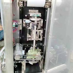 Machine d'emballage de liquides multifonctionnelle en film PE pour aliments et boissons avec moteur de remplissage et de scellage automatique - Product Image 5