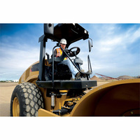 Compacteur de sol vibrant CS12GC 12.65Ton 83KW avec performance de compactage élevée 2134mm