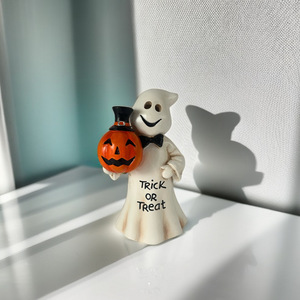 Décoration de jardin d'extérieur en résine en forme de fantôme d'Halloween, 16,5 cm, avec éclairage LED - Product Image 2
