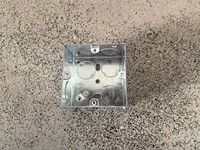 Boîte de jonction en acier galvanisé encastrée de type 86 3*3/3*6, norme britannique, avec indice de protection IP55 et certification CE