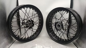 Juego de Ruedas de Radios sin Cámara para Motocicleta, Compatibles con Bobber Black <span class=keywords><strong>1200</strong></span>, 19x3.0 Delantera, 17x5.0 Trasera - Product Image 3