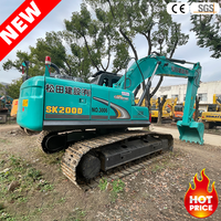 Excavatrice Kobelco Sk200D d'occasion, d'origine japonaise, 20 tonnes, faible nombre d'heures, diesel, sur chenilles, hydraulique, en bon état, à vendre