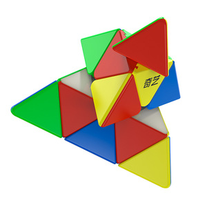 Qiyi Pyraminx Qiming Plus ลูกบาศก์ปริศนาสามเหลี่ยมขนาดใหญ่ ช่วยเสริมสร้างสมองอย่างราบรื่น สำหรับวัยรุ่นอายุ 8 ถึง 13 ปี - Product Image 2