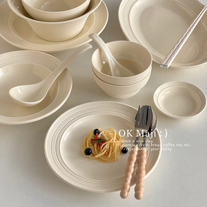 Platos y vajilla para uso doméstico, vajilla digna de Instagram, platos y cuencos de cerámica de alta gama, platos para pasta, platos con forma de sombrero de paja. - Product Image 4