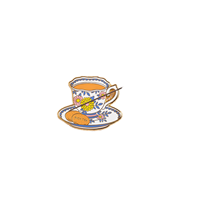 Épinglette en émail vintage Anime en forme de tasse à thé, aimant porte-aiguilles, accessoires de broderie et de couture, en métal imprimé UV