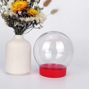 Vente en gros PET 600ml en <span class=keywords><strong>plastique</strong></span> <span class=keywords><strong>transparent</strong></span> en forme de <span class=keywords><strong>boule</strong></span> bouteille transparente pot de stockage de nourriture noix bouteille de bonbons de Noël - Product Image 1