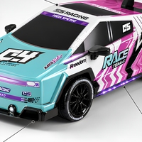 Mobil RC Drift 4WD 1:20 3.7V 500mAh Kendaraan Balap Remote Control Lampu Warna-warni Jangkauan 35M Indoor Outdoor