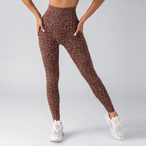 Leggings léopard sans couture Fitness femmes fesses froncé pantalons de Yoga Gym Push up collants Scrunch taille haute Leggins vêtements de sport pour femmes - Product Image 3