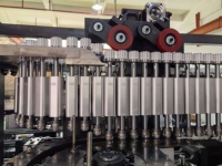 Máquina Sopladora de Botellas PET de 8 Cavidades Totalmente Automática XINJE PLC 14000BPH de Alta Productividad con Capacidad de 2L para Botellas de Agua de Plástico