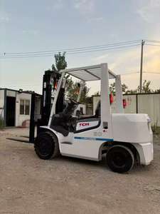 Precio competitivo de 3 toneladas en carretilla elevadora diésel carretilla elevadora de combustión interna TCM usada a la venta - Product Image 5