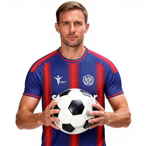 Maillot de football personnalisé avec logo brodé pour hommes, OEM ODM, sublimation, t-shirt de sport, vêtements de football, col rond - Product Image 4