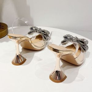 Chaussures à talons hauts pour femme en PVC transparent avec strass dorés, collection 2024 - Product Image 2