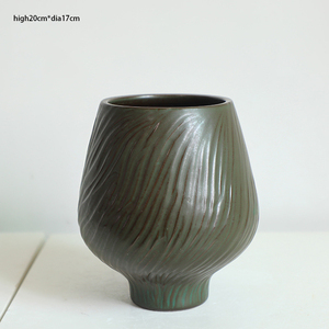 <span class=keywords><strong>Vaso</strong></span> in Ceramica Verde Oliva Semi-Opaco Stile Wabi-sabi, <span class=keywords><strong>Vaso</strong></span> Scultoreo in Ceramica Verde Muschio Intagliato a Mano, <span class=keywords><strong>Vaso</strong></span> <span class=keywords><strong>per</strong></span> Fiori Secchi - Product Image 6
