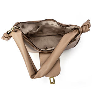 Nuova Borsa a Tracolla alla Moda per Donna, Borsa Semplice ed Elegante in Pelle PU - Product Image 5