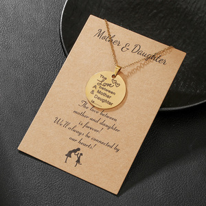 Collar con colgante de amor para madre e hija, de acero inoxidable, dorado, redondo, regalo para el Día de la Madre, joyería con tarjeta - Product Image 1