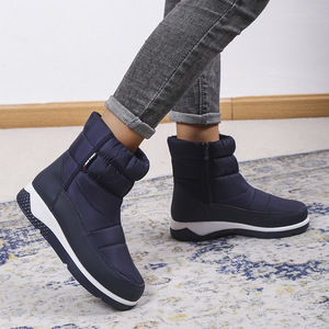 <span class=keywords><strong>Bottes</strong></span> de neige antidérapantes imperméables pour femmes grande taille hiver <span class=keywords><strong>ski</strong></span> en plein air bas tube doublé polaire épais chaud coton chaussures pour étranger - Product Image 3