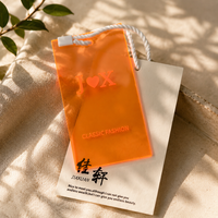 Étiquettes suspendues en PVC transparent couleur personnalisée pour vêtements, papier écologique avec logo, étiquettes de prix pour sacs, étiquettes de vêtements