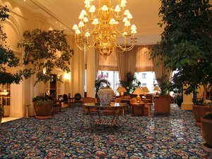 Moquette de hall d'hôtel sur mesure Axminster 80% laine, jacquard floral de luxe tressé pour l'hôtellerie 5 étoiles de Dubaï, Émirats arabes unis, mur à mur - Product Image 5