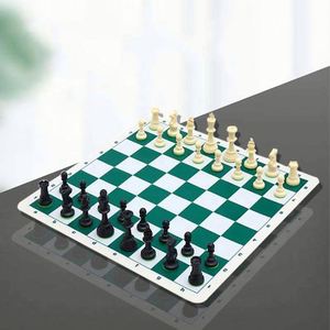 Tapis de jeu d'échecs carré en silicone pliable, étanche et écologique, avec pièces, vente directe fabricant, logo personnalisé - Product Image 4