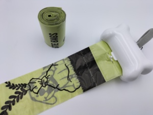 Vente en gros Sacs à crottes de chien biodégradables vert clair écologiques personnalisés 2 rouleaux de matière plastique TW SY--SHIN YI Élimination des déchets d'animaux de compagnie - Product Image 3