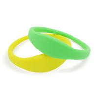 Bracelet en silicone flexible RFID passif, étanche, réutilisable, 13,56 MHz, mini-étiquette NFC 1K pour contrôle d'accès