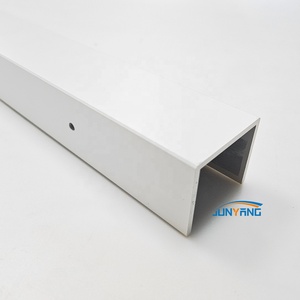 Profils <span class=keywords><strong>en</strong></span> <span class=keywords><strong>aluminium</strong></span> extrudé CNC, forme <span class=keywords><strong>en</strong></span> <span class=keywords><strong>U</strong></span>, anodisés 6061 6063 T5 T6, avec pulvérisation de poudre blanche personnalisée <span class=keywords><strong>sur</strong></span> une face - Product Image 4