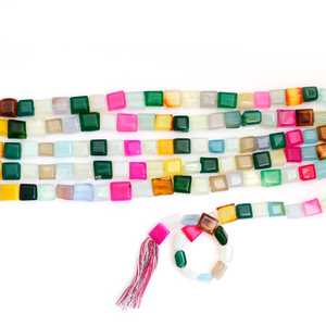 ลูกปัดหินแคลซิโดนีสีรุ้งธรรมชาติทรงเหลี่ยมขนาด 8x9 มม. สำหรับทำเครื่องประดับ - Product Image 1