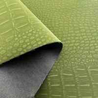 Velours mat gaufré Crocodile Design PU cuir imperméable élastique et anti-moisissure avec support tricoté pour les vêtements