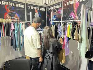 Mono de Manga Larga con Media Cremallera y Tejido Elástico de Segunda Piel DYZJ-8306YSY01 2025 - Product Image 6