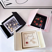 Boîte à bijoux flottante à fermeture magnétique personnalisée, emballage de présentation pour collier et bracelet, boîte cadeau de luxe avec fenêtre transparente