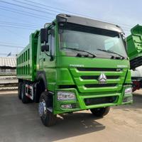 En stock Sinotruck Howo 6x4 10 roues Diesel Camion lourd 40 mètres cubes Direction à gauche Nouveau Camion benne