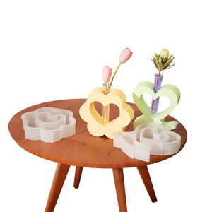 مزهرية يدوية الصنع على شكل قلب مع فرع قطارة زهرة حب وأدوات تزيين منزلية زخارف مائية للكعك - Product Image 1