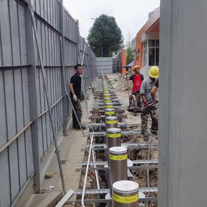 Fabbrica all'ingrosso di alta qualità IP68 impermeabile automatico telecomando idraulico di sollevamento dissuasore stradale a prova di esplosione - Product Image 2