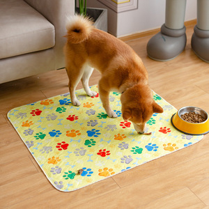 Tapis de pipi pour chiot imperméable et réutilisable à 4 couches, antidérapant, OEM, bon marché - Product Image 4