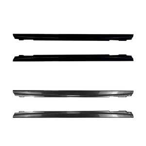 สเกิร์ตข้าง Amp-Z สีดำเปียโนลายคาร์บอนไฟเบอร์ สำหรับ Mercedes-Benz CLS C218 X218 AMG Line ปี 2011-2017 - Product Image 2