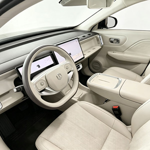 Leapmotor <span class=keywords><strong>B10</strong></span> 510 Lidar SUV Eléctrico Usado con Volante a la Izquierda, Bajo Kilometraje, Pintura Original - Product Image 2