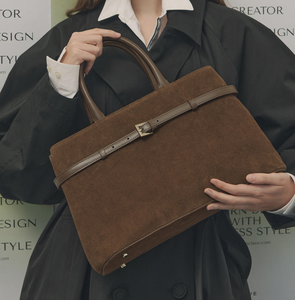 กระเป๋าถือผู้หญิงหนังกลับอเนกประสงค์แฟชั่นใหม่ สไตล์เรโทร สีน้ำตาลเข้ม  กระเป๋าถือผู้หญิงขนาดใหญ่จุของได้เยอะ - Product Image 2