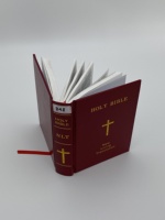 Biblia NIV (Nueva Traducción Viviente) Encuadernada Cosida con Tapa Dura Estampada en Caliente, Papel Offset, Impresión Digital