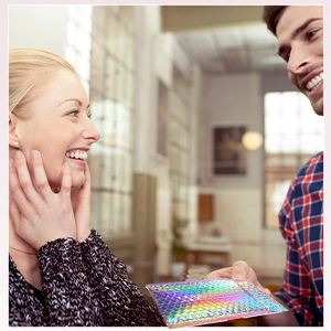 Sobres de Burbuja Impresos con Serigrafía, con Logotipo Personalizado, Diseño Nuevo, Metalizados, No Tóxicos, Grosor de 0.5 Mil, para Ropa y Joyería - Product Image 4