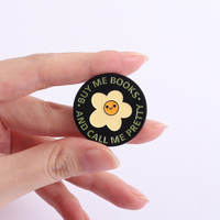 Koop Me Boeken En Noem Me Mooie Email Pin Grappig Leescitaat Broche Revers Badge Sieraden Cadeau Winkel Liefhebber Groothandel