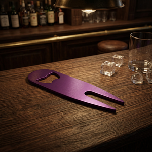 Vente en gros de fourchettes à <span class=keywords><strong>golf</strong></span> en acier inoxydable de 11 cm, ouvre-bouteille portable, ouvre-bière manuel avec logo gravé au laser personnalisé - Product Image 1