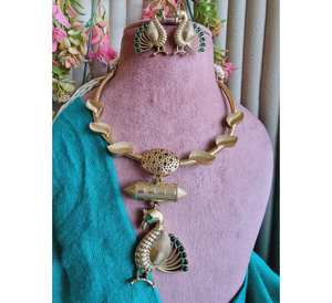 Nuevo Diseño de Conjunto de Collar con Baño de Oro, Joyería Personalizada para Bodas Hindúes con Diseño de Pavo Real para Mujer - Product Image 2