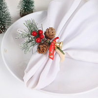 Handgemaakte Kerst Ceder Rood Fruit Servet Ring Gevuld Houten Servet Gesp Met Bel Voor Vakantie Decoraties