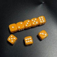 Dés en acrylique de 16 mm, couleur unie, coins arrondis, personnalisables, cube de jeu