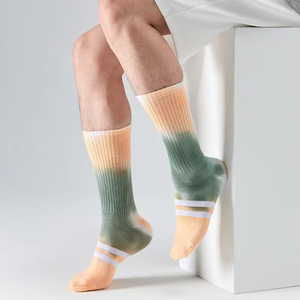 2025 nouveaux <span class=keywords><strong>bas</strong></span> longs polyvalents coton respirant Anti-odeur absorbant la sueur chaussettes de course - Product Image 5