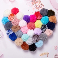 Pom boule de fourrure porte-clés pompon bouffée coeur avec des boules en vrac Faux moelleux fourrure peluches Furball vrais poms arc-en-ciel bouffées porte-clés