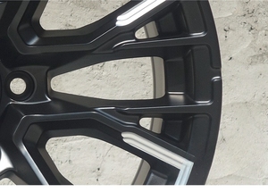 Rueda de Acero Todoterreno de 17 Pulgadas y 20 Radios, Modificación Apta para Prado, Haval H9, Overlord, BJ40 y Pao - Product Image 6