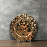 Assiettes rondes en plastique dorées à vendre, 13 pouces, style classique, pour la décoration de table de mariage et de fête, approvisionnement en vrac