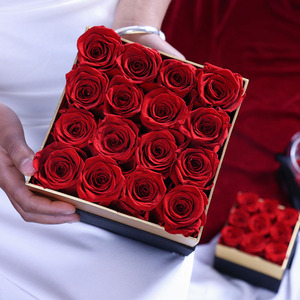 Caja de Regalo de Lujo con Rosas Preservadas en Forma Cuadrada, con Detalles en Dorado, de <span class=keywords><strong>9</strong></span> y 16 Cabezas, un Elegante y Romántico Recuerdo para Ella - Product Image 5