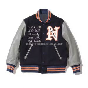 Venta al por mayor 2024 chaqueta de hombre Varsity logotipo personalizado puños acanalados escote bolsillo lateral uniforme de béisbol personalizado carta teñida lisa - Product Image 3